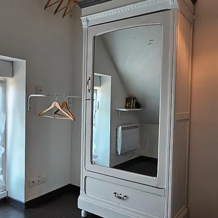 Au Coeur Du Village Apartment